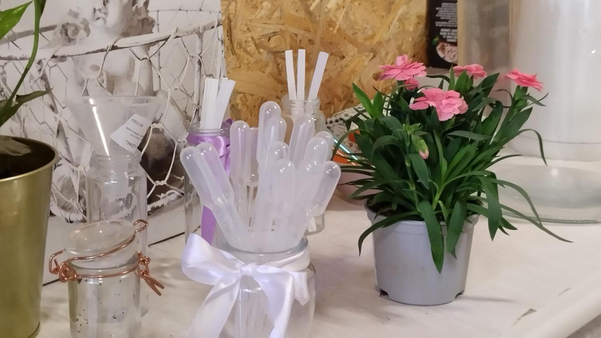 Le Laboratoire Shabby Chic De La Parfumerie Du Manoir Chavagne Luaran gambar
